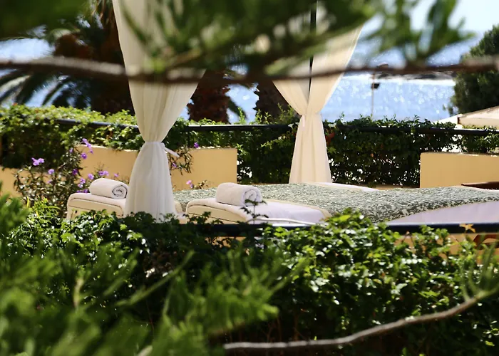 Corinthia St George'S Bay
